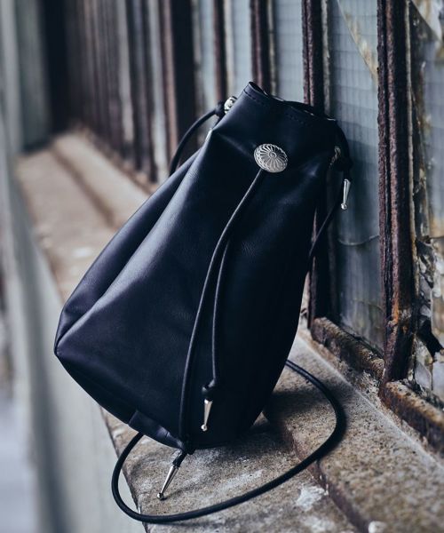 glamb(グラム)】Laether Drawstring Bag レザードローストリングバッグ