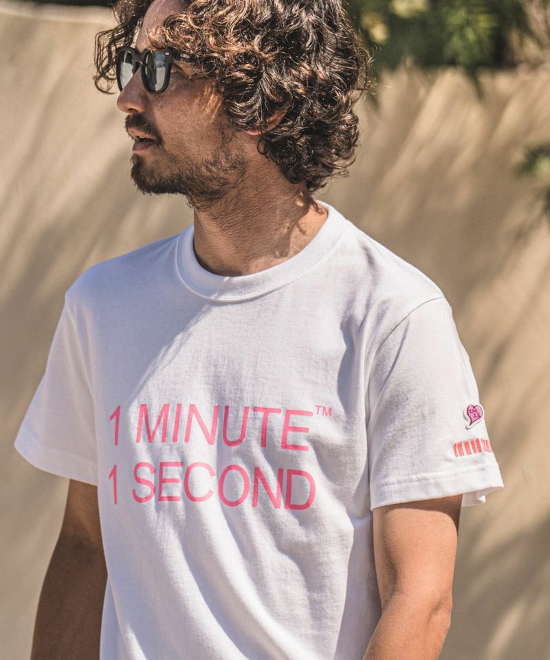 felkod(フィルコッド)】1minute 1second×felkod Print Tee Tシャツ