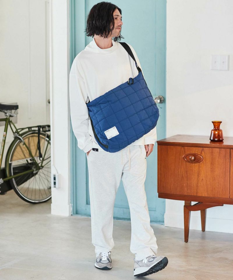 Km】【ADAM PATEK 】 square quilt BIG shoulder bag(AP2229000