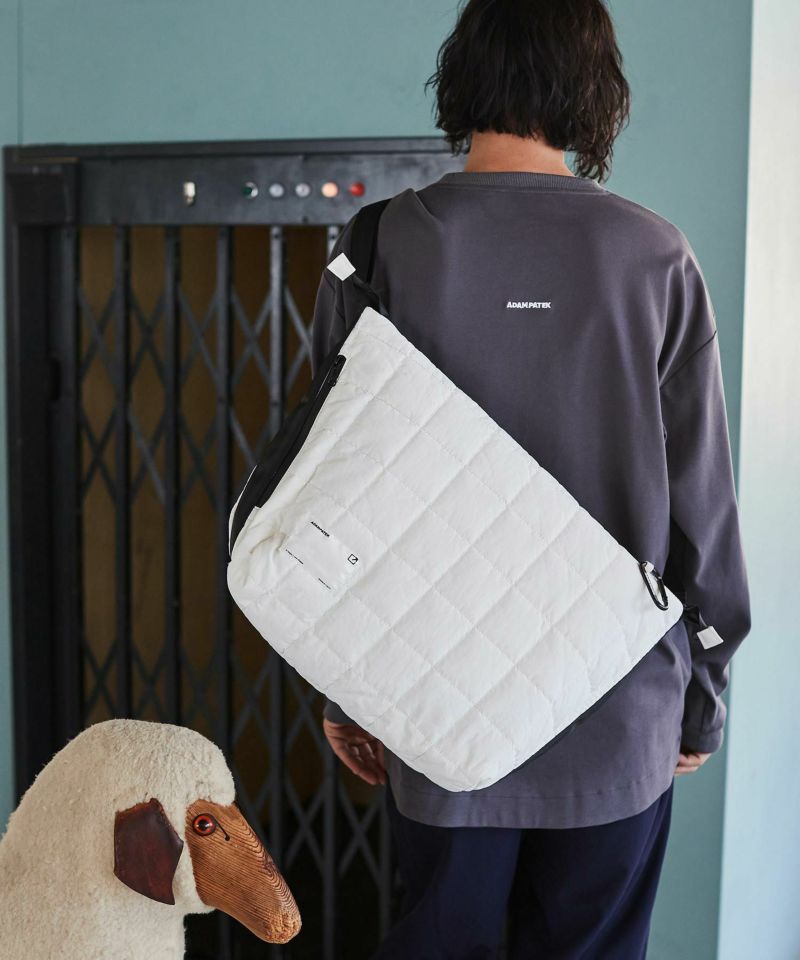 Km】【ADAM PATEK 】 square quilt BIG shoulder bag(AP2229000