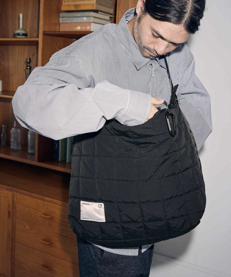 ADAM PATEK(アダムパテック)】square quilt BIG shoulder bag