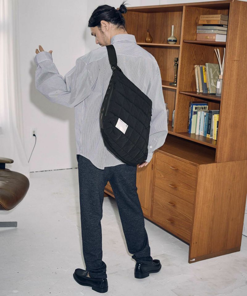 ADAM PATEK(アダムパテック)】square quilt BIG shoulder bag