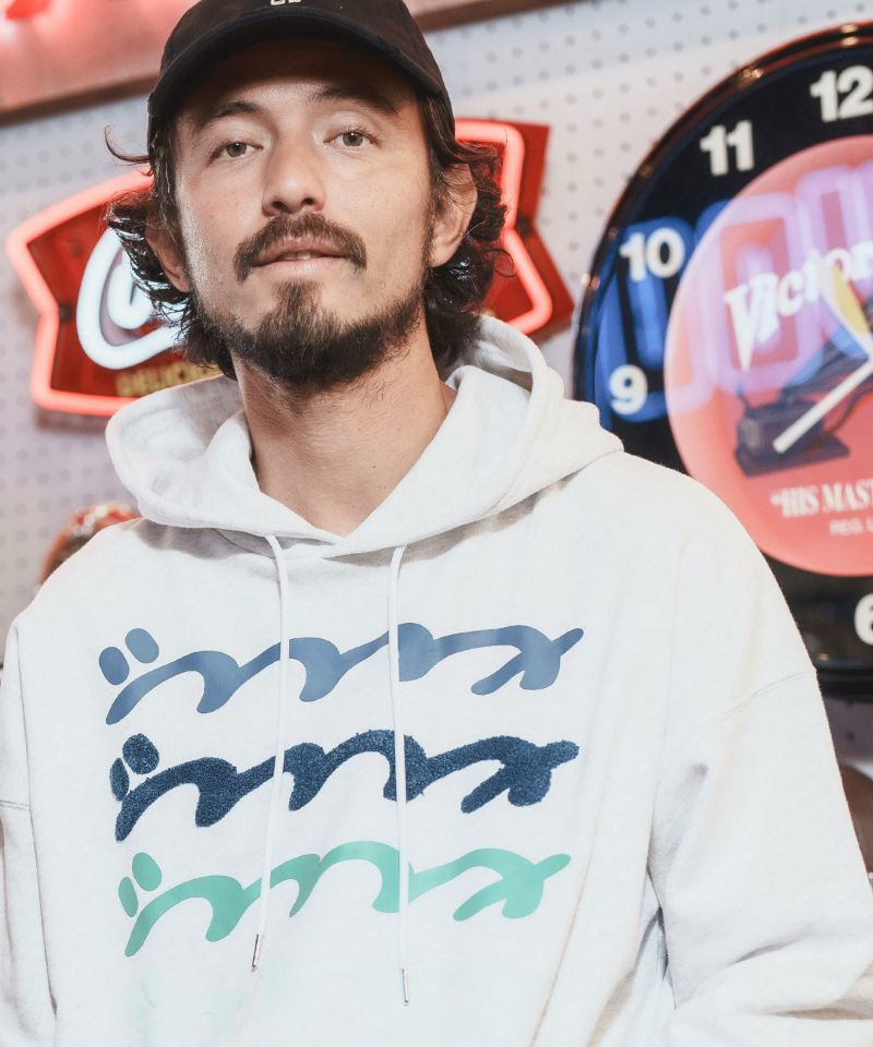 50%OFF【QWERTY(クワーティー)】CROSS Q WAVE SWEAT PARKER パーカー