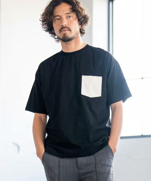 50%OFF【Magine(マージン)】 SYNTHETIC LEATHER PATCH POCKET TEE T