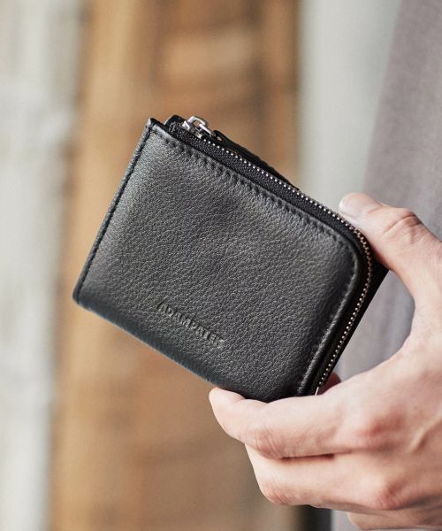 ADAM PATEK(アダムパテック)】shrink leather mini wallet 財布