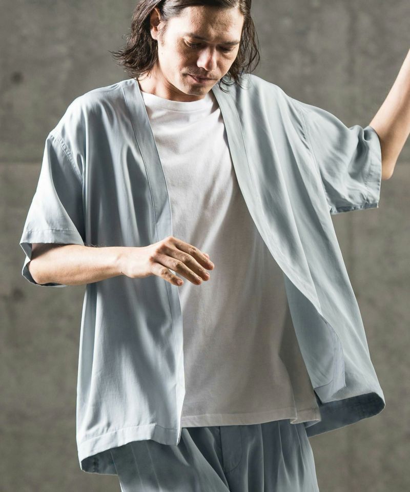 GLIMCLAP(グリムクラップ)】Button less short sleeve jacket