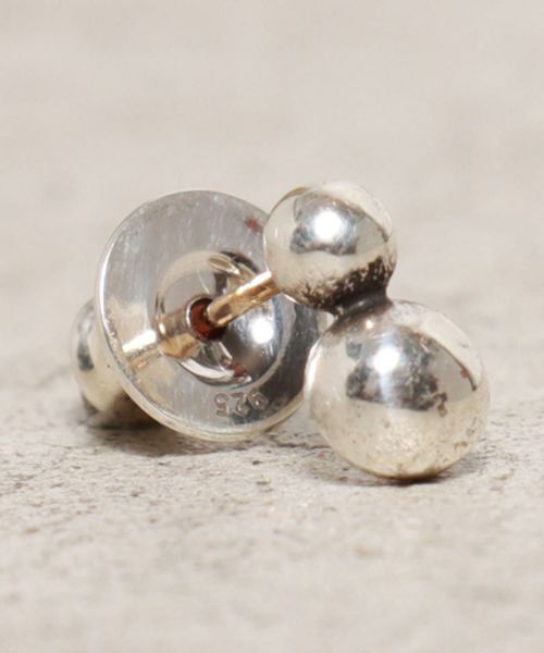 【VIVIFY(ビビファイ)】【予約販売ご注文から1ヶ月後出荷】 k18gold post Double Dot Pierce k18製ゴールドポストピアス片耳・1P(VFP-296)