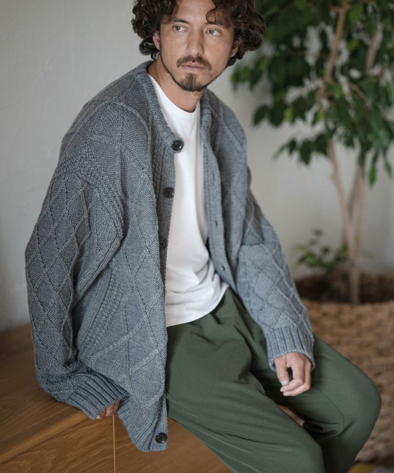 Magine(マージン)】DIAMOND CABLE CREW NECK KNIT CARDIGAN