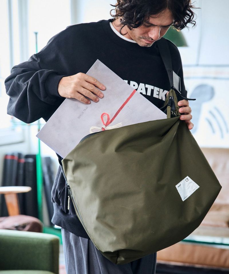 Km】【ADAMPATEK】water repellent nylon shoulder big bag/撥水