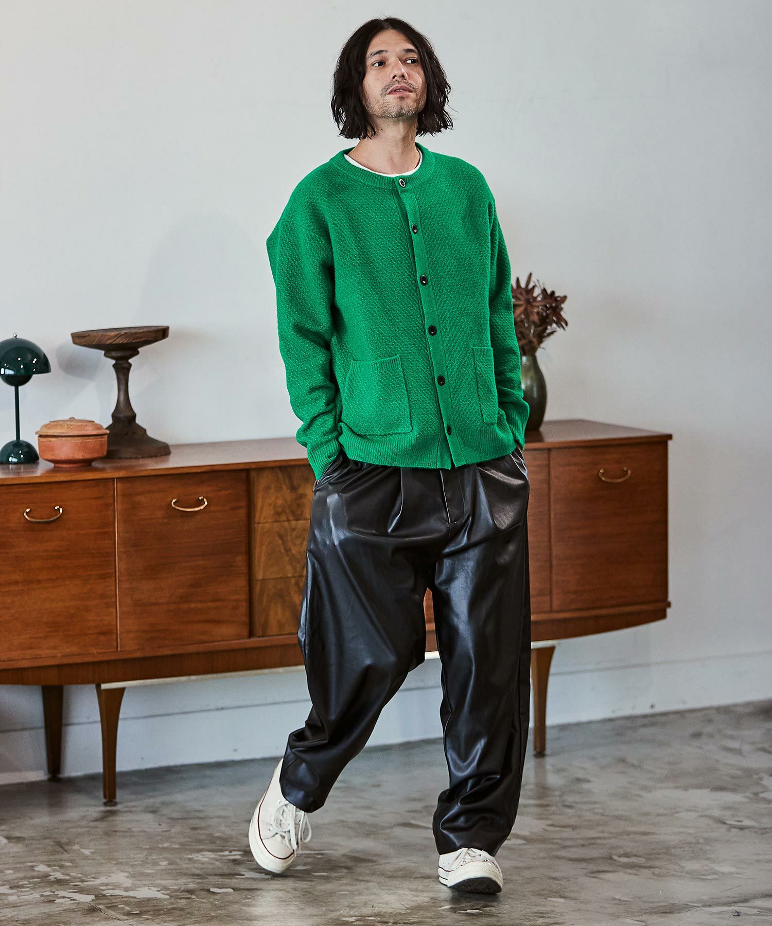 GLAY TERU着用モデル E COX 50%OFF【CAMBIO(カンビオ)】クラッシーフェイクレザー1タックイージー