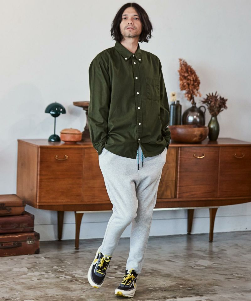 30%OFF【CAMBIO(カンビオ)】首裏コンチョ釦ボタンダウンテーパード