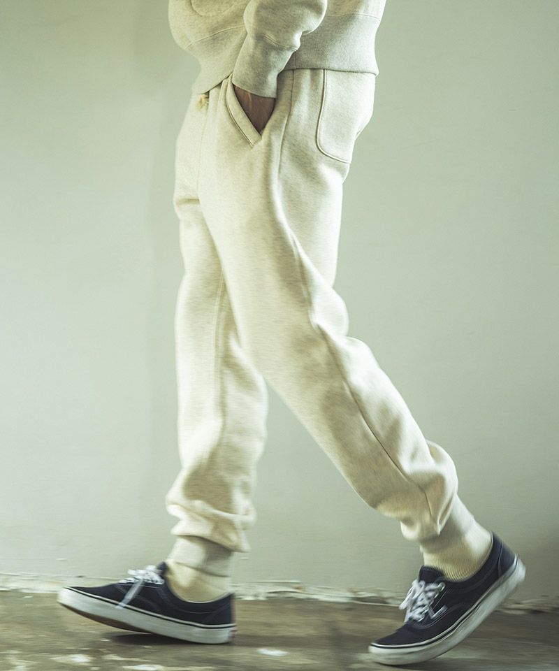 30%OFF【MROLIVE(ミスターオリーブ)】AZUMA URAKE -RELAX SWEAT PANTS