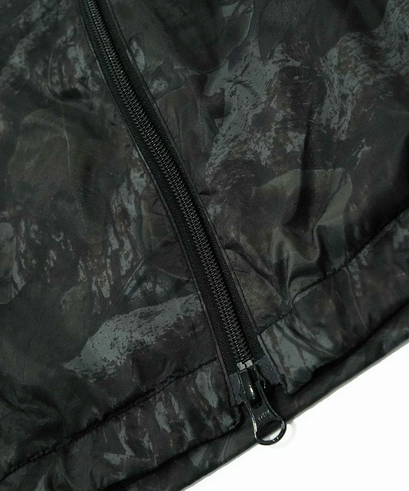 EGO TRIPPING(エゴトリッピング)】 PRESENCE ZIPBLOUSON camo