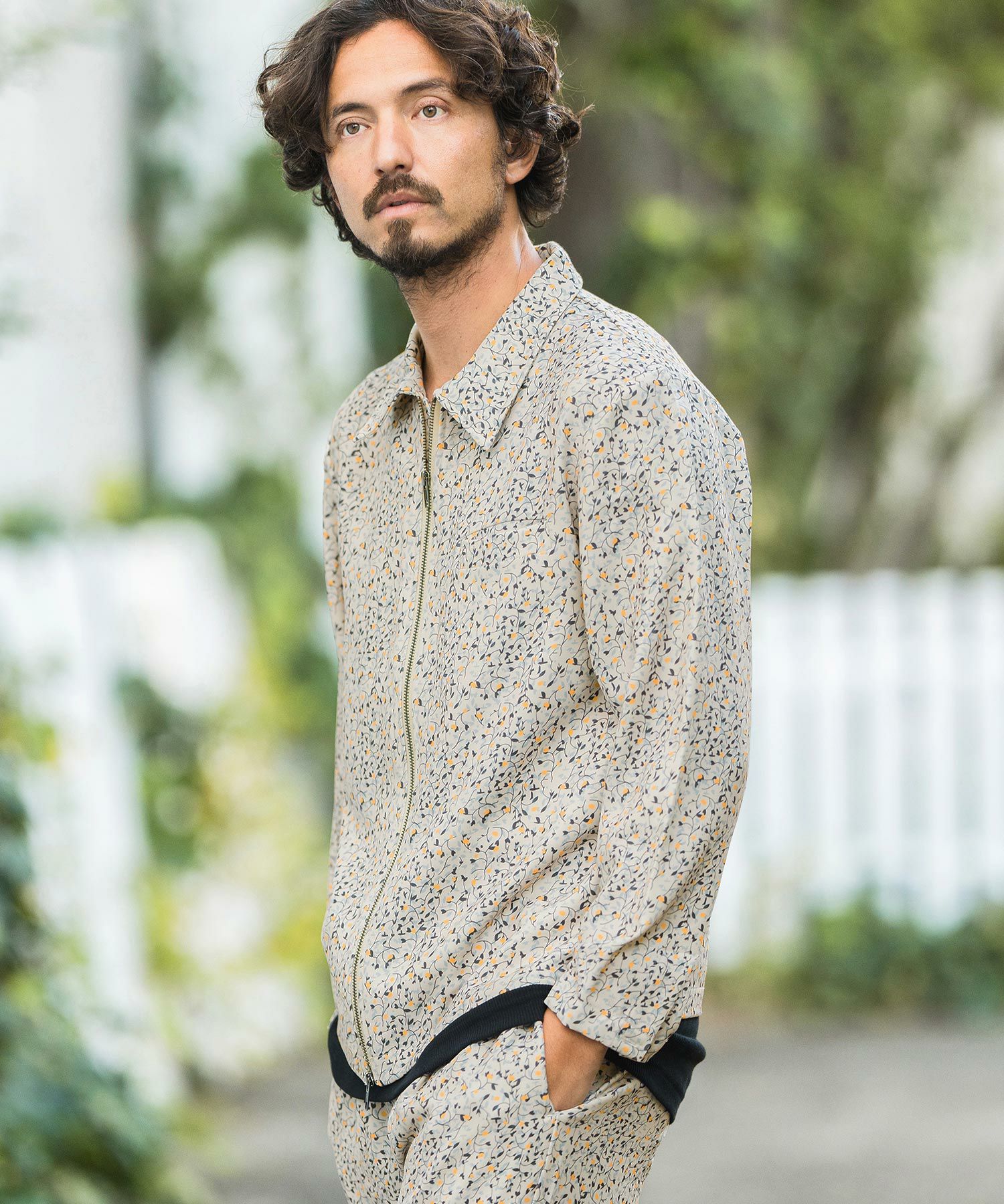 000000072290-01.jpg?t=