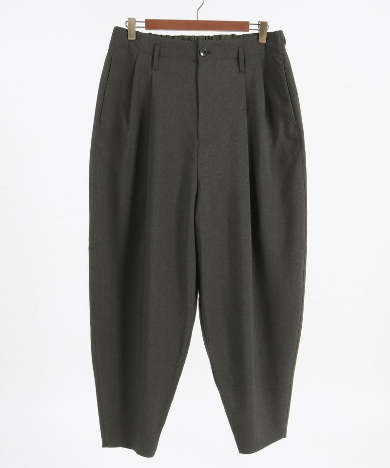 GLIMCLAP(グリムクラップ)】 Monotone botanical fabric relax