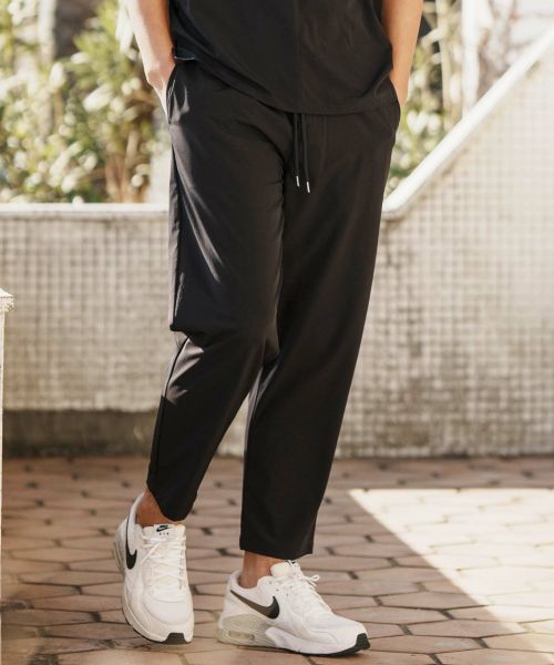 50%OFF【felkod(フィルコッド)】 Refreshing Neon Accent Tapered Easy Pants イージーパンツ(F24N240)