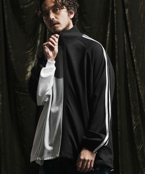 【ANGENEHM(アンゲネーム)】 Ponte fabric switching design standing collar jacket スタンドカラージャケット(AG02-011sce)