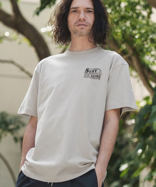 30%OFF【CAMBIO(カンビオ)】 スタンダードシルエットプリントTシャツ（STAY WEIRD）(CASD-116)