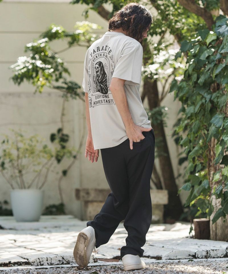 プリント ベージュTシャツ Tシャツ（ブルドッグ・ライトベージュ）