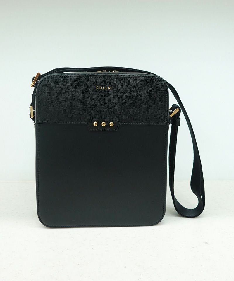 CULLNI(クルニ)】Square leather shoulder bag レザーショルダーバッグ  
