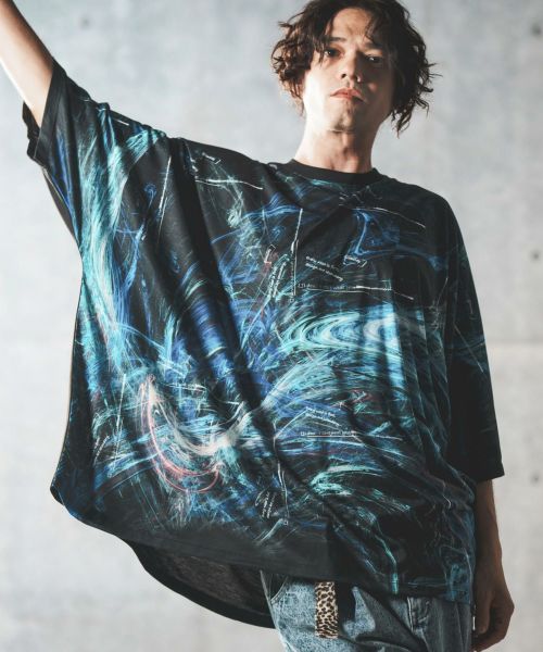 【GLIMCLAP(グリムクラップ)】 Patterned oversized T-shirt ビッグシルエットTシャツ(16-074-gls-ce)