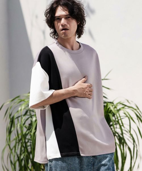 【CAMBIO(カンビオ)】ポンチサイドスリットパネルTシャツ