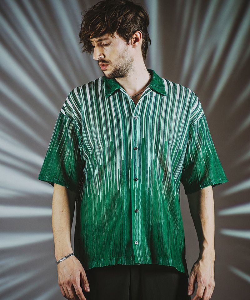 30%OFF【NO ID.(ノーアイディー)】ﾗﾝﾀﾞﾑｽﾄﾗｲﾌﾟｼｱｰﾆｯﾄBIG-SH シャツ