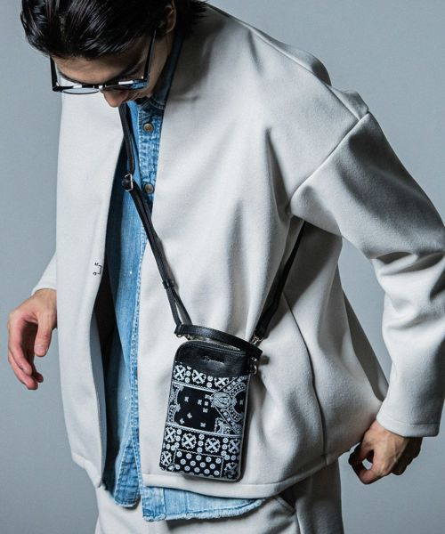 【RESOUND CLOTHING(リサウンドクロージング)】vermilion×RESOUND PVC Mobile pouch モバイルポーチ(RC33-BAG-001RV)