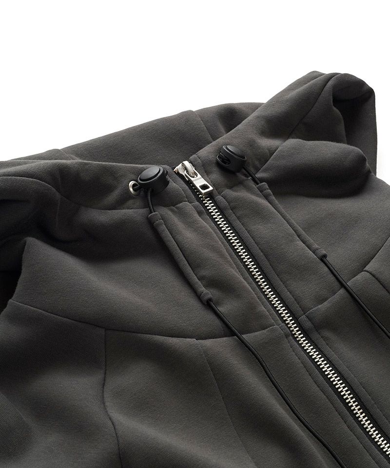 30%OFF【NO ID.(ノーアイディー)】ﾎﾞﾘｭｰﾑﾈｯｸﾊｰﾌZIPﾊﾟｰｶ(855006