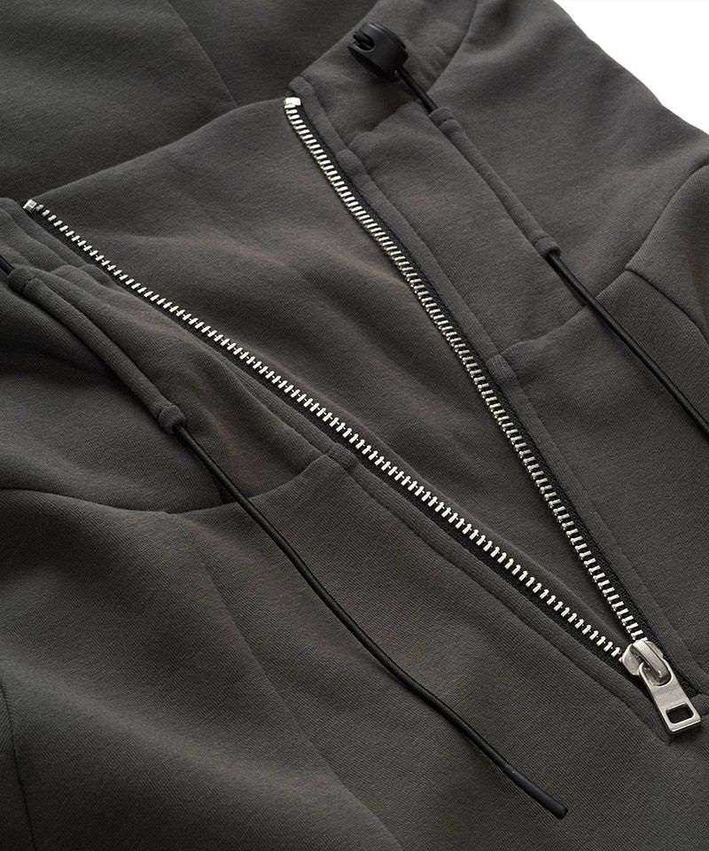 30%OFF【NO ID.(ノーアイディー)】ﾎﾞﾘｭｰﾑﾈｯｸﾊｰﾌZIPﾊﾟｰｶ(855006