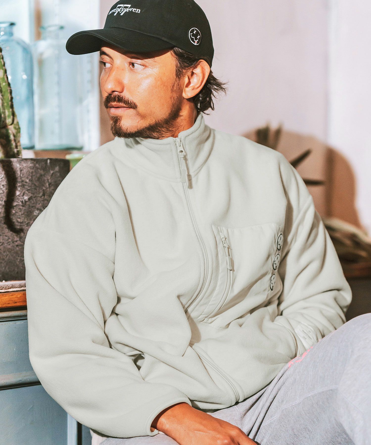 30%OFF【seventy seven(セブンティセブン)】stand collar fleece