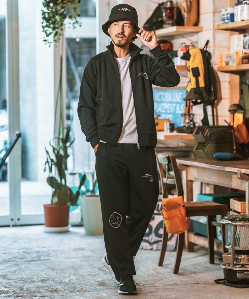 お歳暮 のし seventy seven(セブンティセブン)】W zip line jersey track ジャンパー、ジャケット
