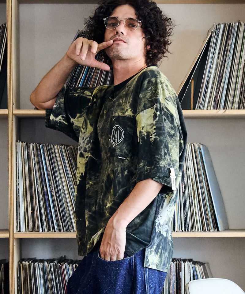 ADAM PATEK(アダムパテック)】tie-dye embroidery short sleeve
