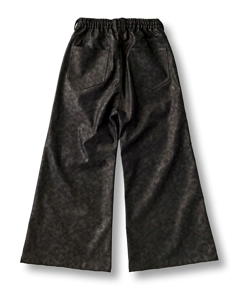 【美品】NO.ID レザー フレアパンツ　本革 NO ID.（ノーアイディー） 2024 冬 先行予約 10月下旬入荷予定 パンツ