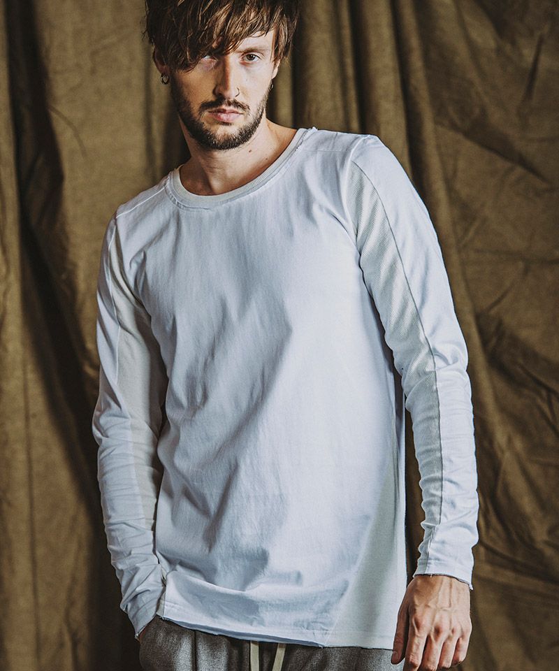 50%OFF【NO ID.(ノーアイディー)】ﾁｪﾝｼﾞﾝｸﾞｶｯﾄｵﾌC-NﾛﾝT カットソー