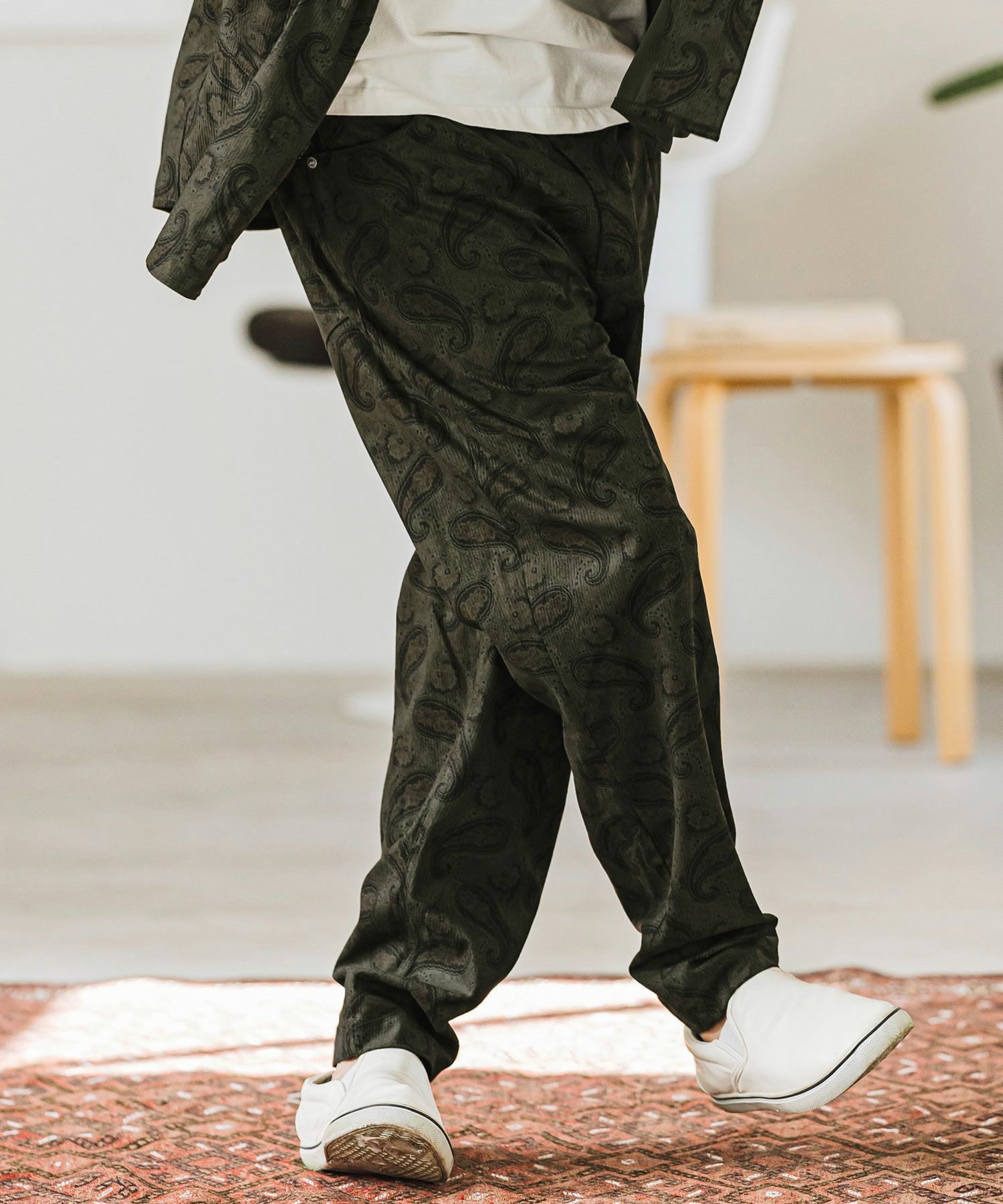 CAMBIO(カンビオ)】コーデュロイ×ペイズリーorig.柄バルーンパンツ  