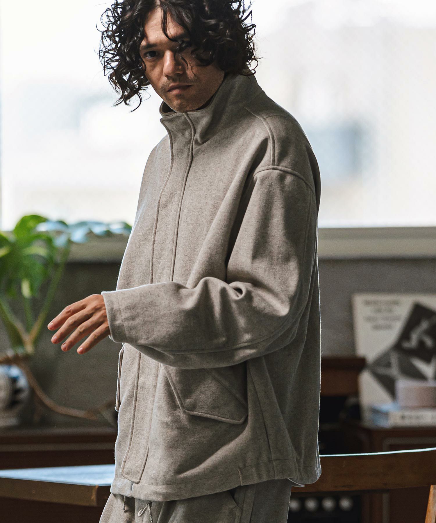 30%OFF【CAMBIO(カンビオ)】TR起毛スタンドZIPブルゾン | CAMBIO カンビオ