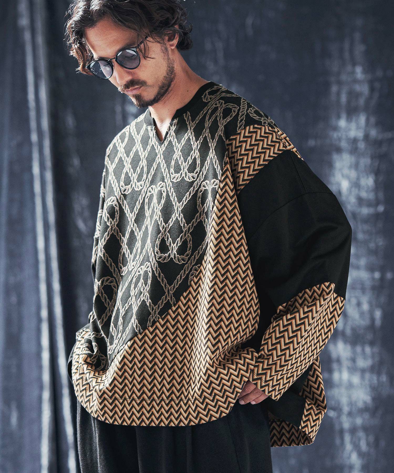50%OFF【ANGENEHM(アンゲネーム)】Patterned switching long sleeve