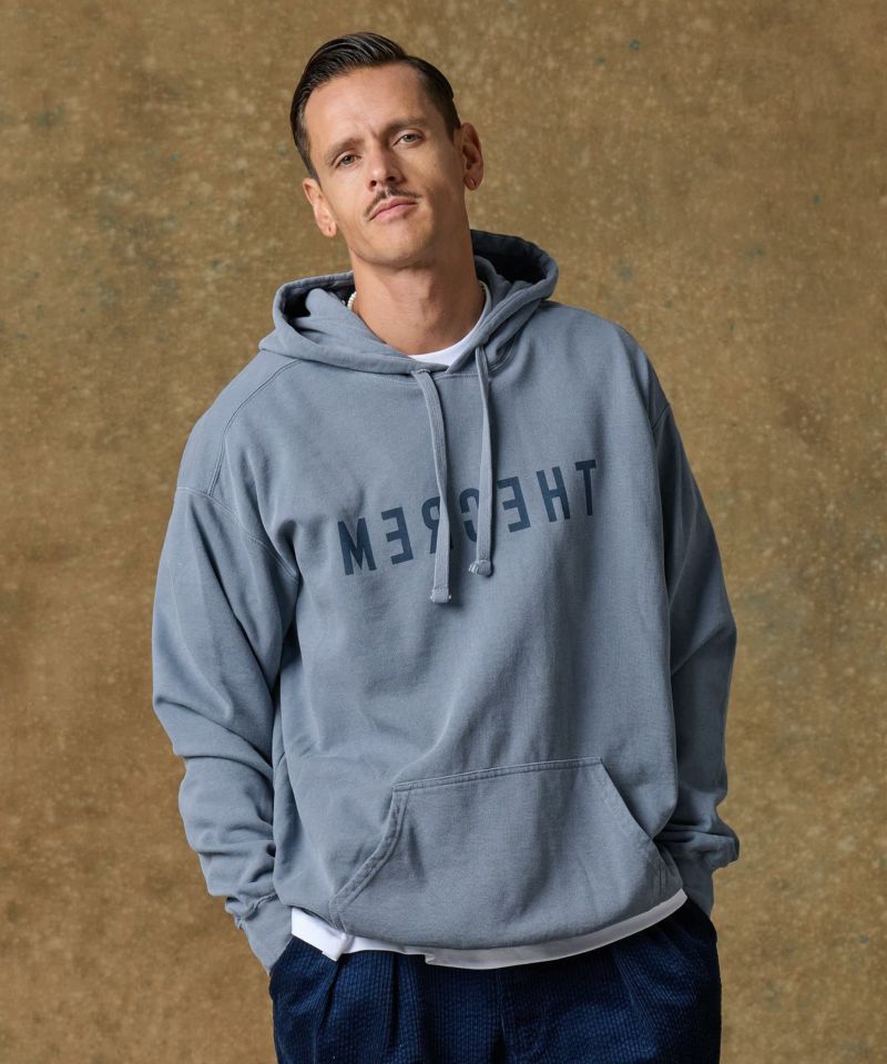 むと THEOREM(セオレム)】Printed Pigment Hoodie（Inversion