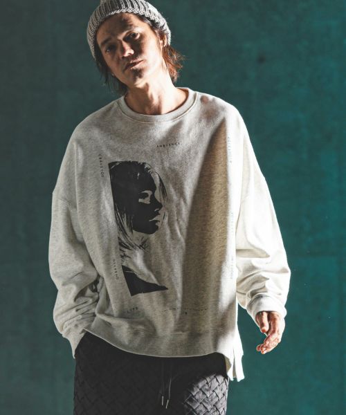 【GLIMCLAP(グリムクラップ)】 Printed oversized sweatshirt-Girl & Ambience- スウェット(17-162-gla-ce)
