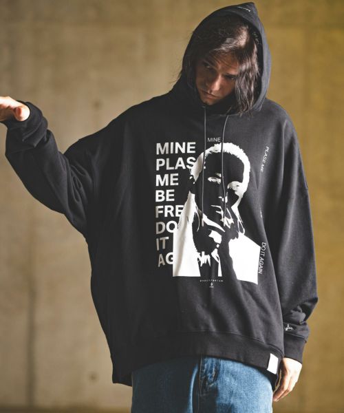 【GLIMCLAP(グリムクラップ)】 Printed oversized sweathoodie-Girl & Message logo- パーカー(17-164-gla-ce)