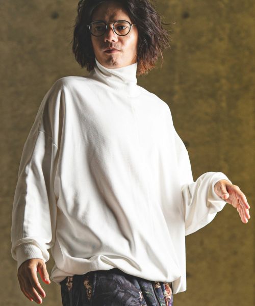 【GLIMCLAP(グリムクラップ)】Loose neck oversized sweatshirt スウェット(17-171-gla-ce)