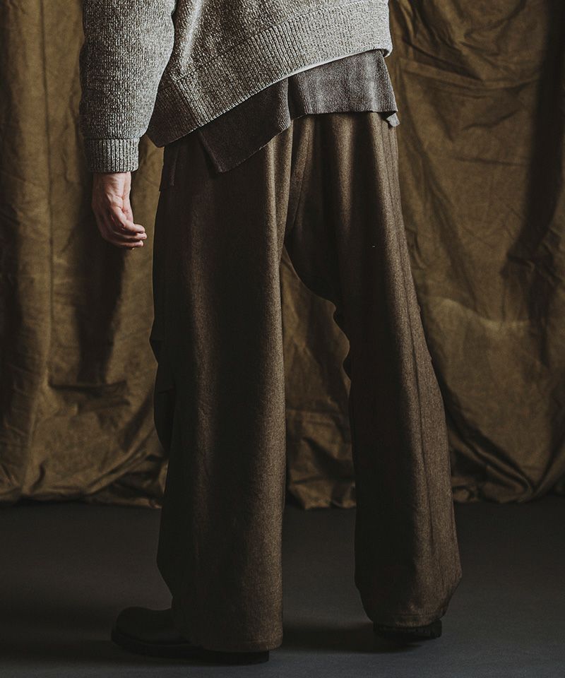 30%OFF【NO ID.(ノーアイディー)】 ｲｰｼﾞｰﾊﾞｷﾞｰﾊﾟﾗｼｭｰﾄﾄﾗｳｻﾞｰｽﾞ パンツ