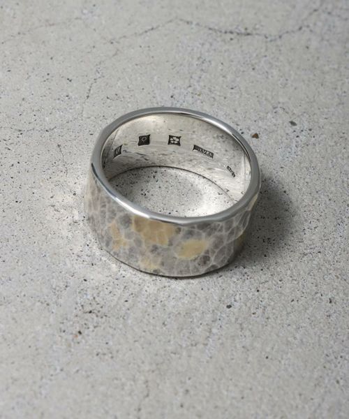 【VIVIFY(ビビファイ)】【予約販売ご注文から1ヶ月後出荷】 Back Hallmarks Ring- Hammered finish -10mm w-gold ハンマードリング(VFR-179)