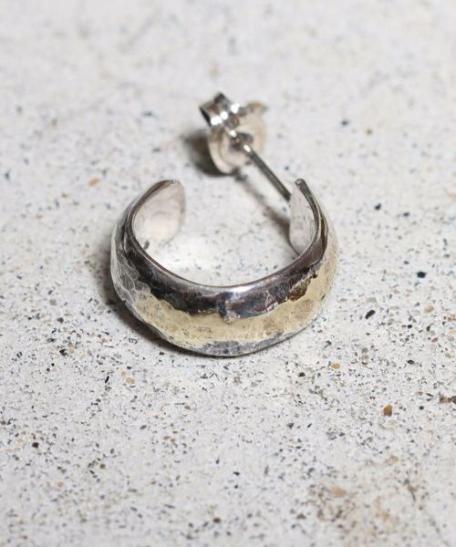 【VIVIFY(ビビファイ)】【予約販売ご注文から1ヶ月後出荷】 Back Hallmarks pierce-Hammered finish-Round w-gold ピアス 片耳・1P(VFP-306)