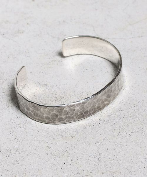 【VIVIFY(ビビファイ)】【予約販売ご注文から1ヶ月後出荷】 Back Hallmarks Bangle- Hammered finish -12mm バングル(VFB-215)