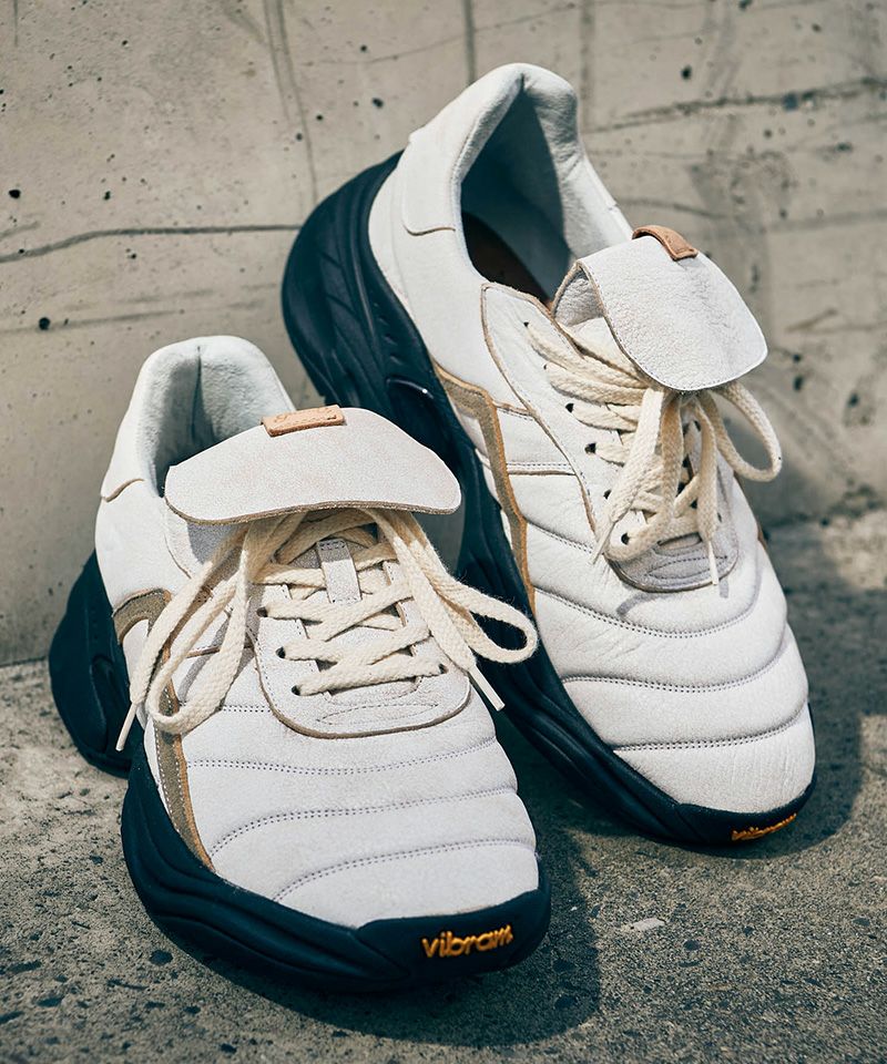 glamb(グラム)】Crack Leather Sneakers クラックレザースニーカー