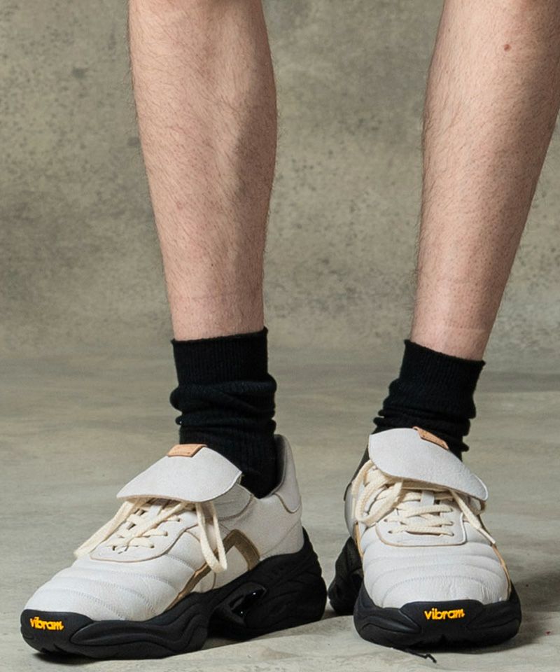 glamb(グラム)】Crack Leather Sneakers クラックレザースニーカー