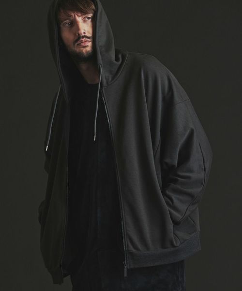 30%OFF【NO ID.(ノーアイディー)】BIGﾄﾞﾙﾏﾝZIPﾊﾟｰｶ(455006-024T)