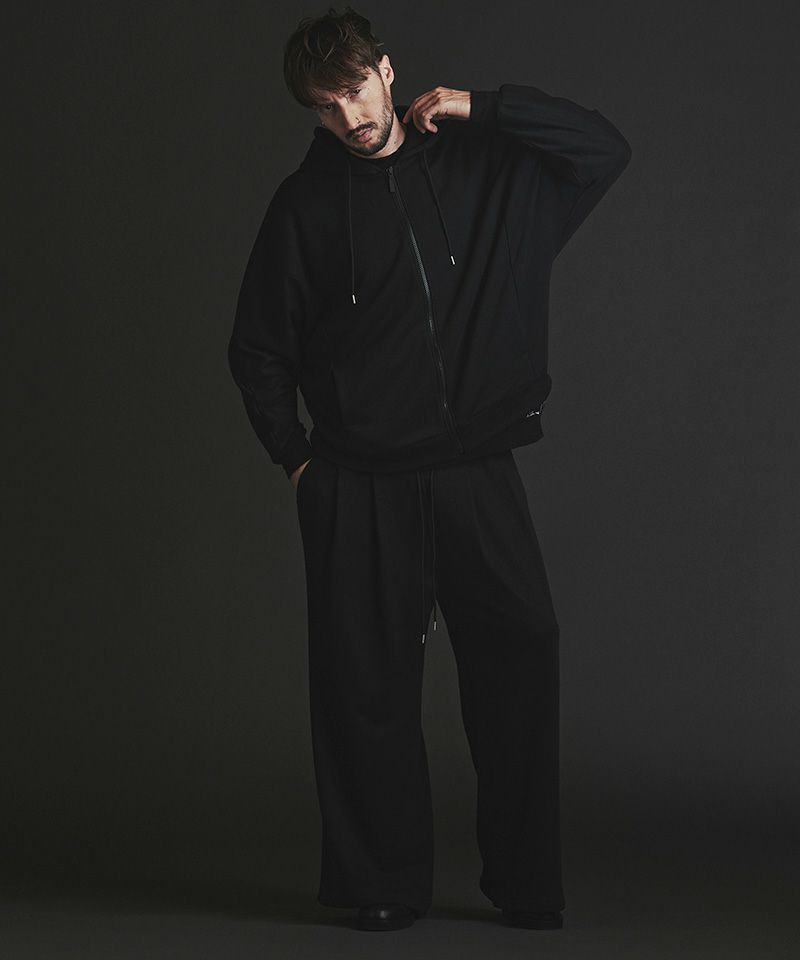 50%OFF【NO ID.(ノーアイディー)】BIGﾄﾞﾙﾏﾝZIPﾊﾟｰｶ(455006-024T